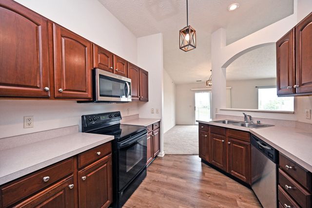 1888 Mimosa Trail, 304, Florence, KY 41042