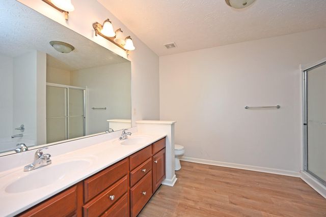 1888 Mimosa Trail, 304, Florence, KY 41042