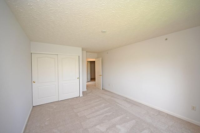 1888 Mimosa Trail, 304, Florence, KY 41042