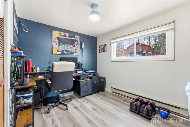 23 Mark Drive, High Bridge, NJ 08829