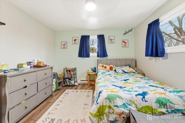 23 Mark Drive, High Bridge, NJ 08829