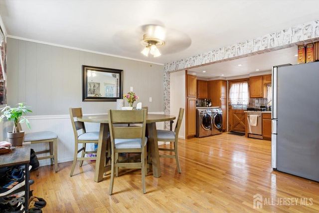 23 Mark Drive, High Bridge, NJ 08829