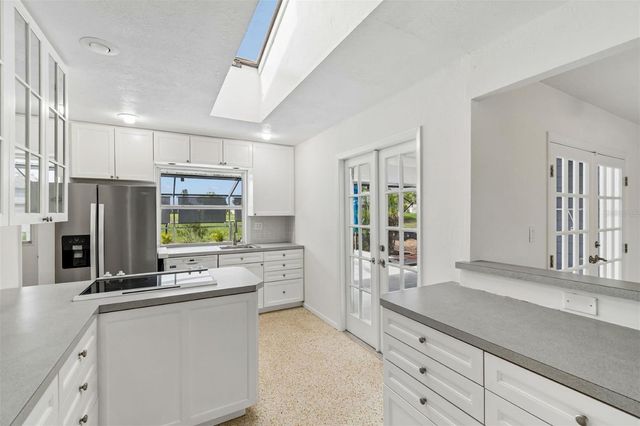 830 LA JOLLA AVENUE, Sun City Center, FL 33573