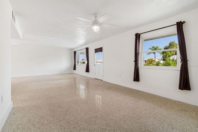 830 LA JOLLA AVENUE, Sun City Center, FL 33573