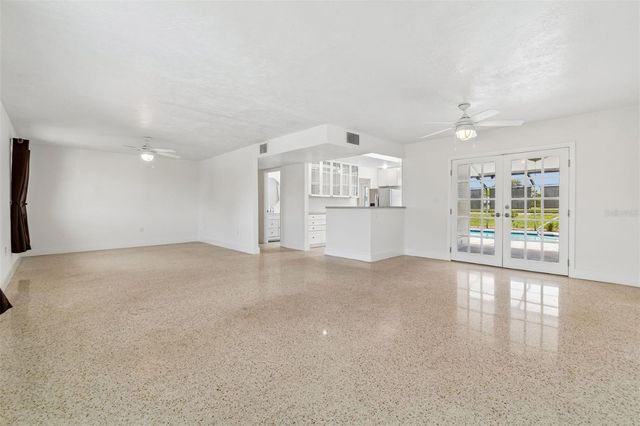 830 LA JOLLA AVENUE, Sun City Center, FL 33573