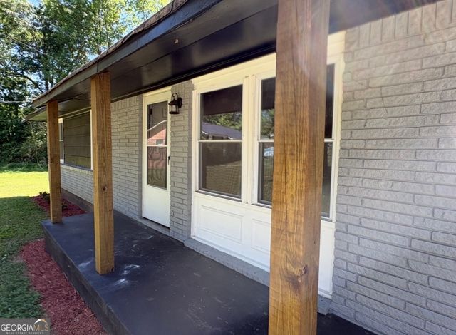 285 Queen Helen Lane, Jonesboro, GA 30236