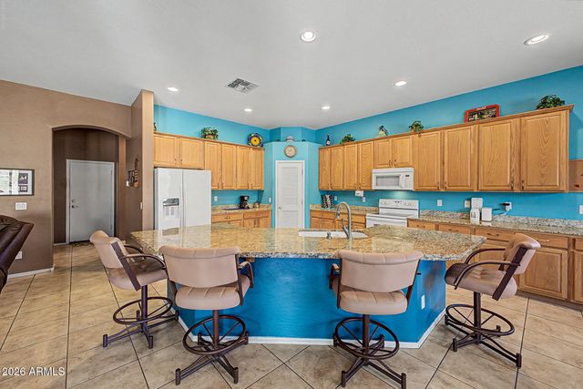 4982 E LA COSTA Drive, Chandler, AZ 85249