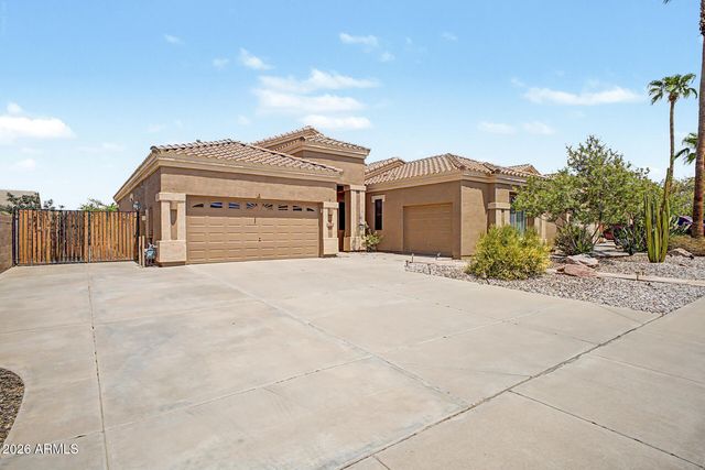 4982 E LA COSTA Drive, Chandler, AZ 85249