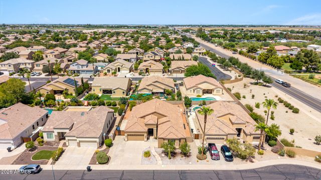4982 E LA COSTA Drive, Chandler, AZ 85249