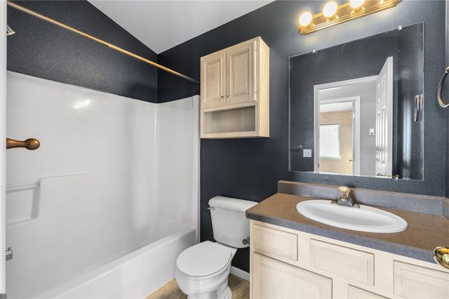 13 S 38th STREET W, Billings, MT 59102