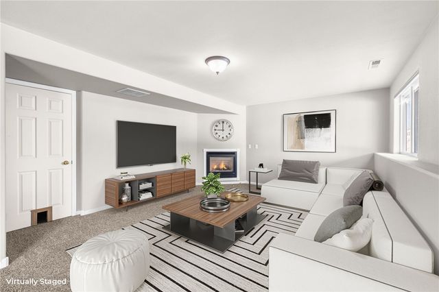 13 S 38th STREET W, Billings, MT 59102