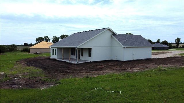 1157 SW 385th Road, Holden, MO 64040