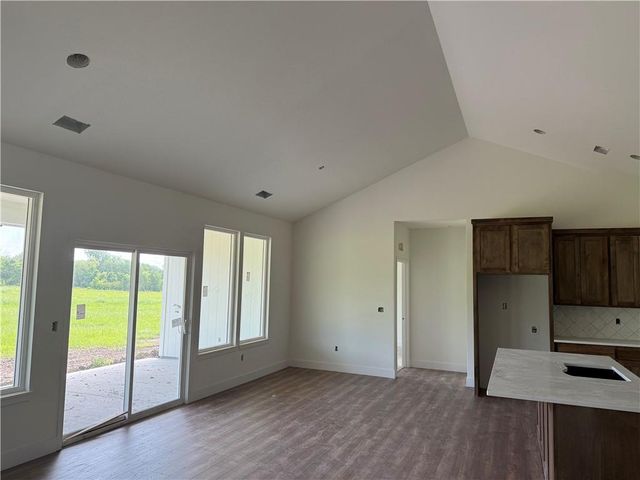 1157 SW 385th Road, Holden, MO 64040