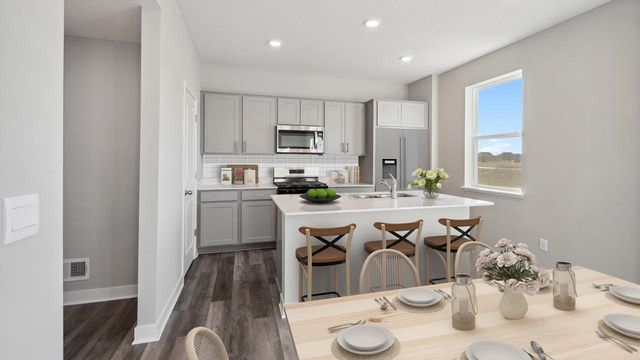 2087 Rainier Drive, Shakopee, MN 55379