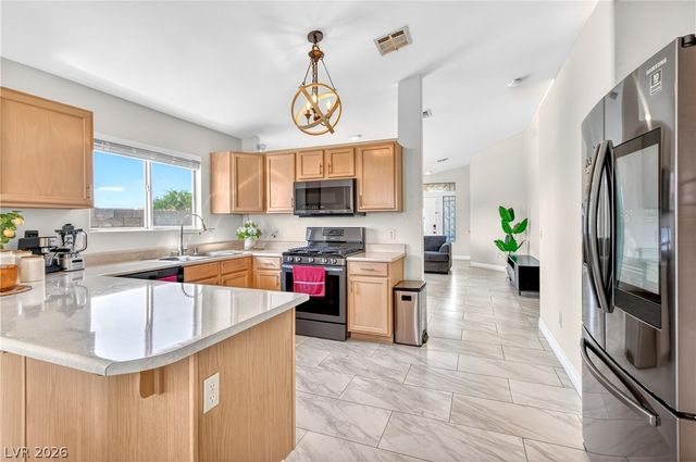 3890 Dusty Coral Street, Las Vegas, NV 89147