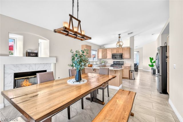 3890 Dusty Coral Street, Las Vegas, NV 89147