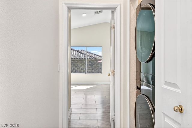 3890 Dusty Coral Street, Las Vegas, NV 89147