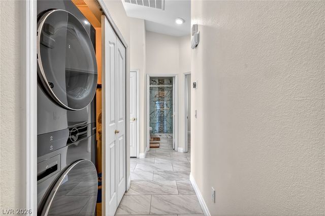 3890 Dusty Coral Street, Las Vegas, NV 89147