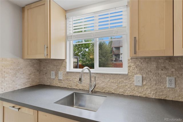 5016 S Ventura Street, Aurora, CO 80015