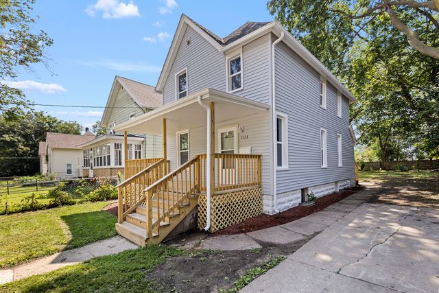 1113 22nd Avenue, Rockford, IL 61104