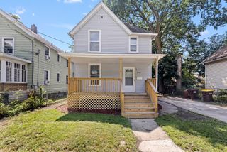 1113 22nd Avenue, Rockford, IL 61104