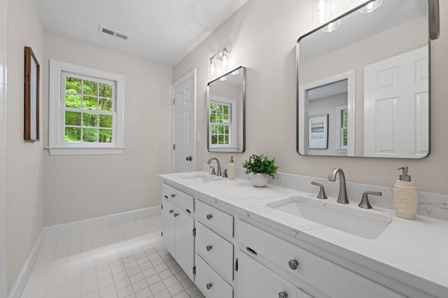 2221 Brisbayne Circle, Raleigh, NC 27615