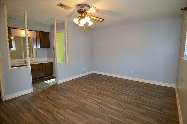 1333 Runneburg Road, Crosby, TX 77532