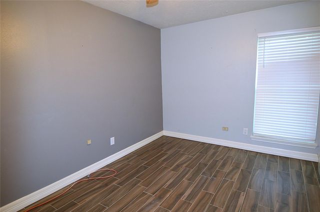 1333 Runneburg Road, Crosby, TX 77532