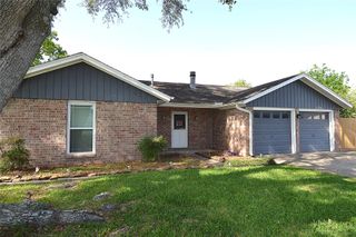1333 Runneburg Road, Crosby, TX 77532