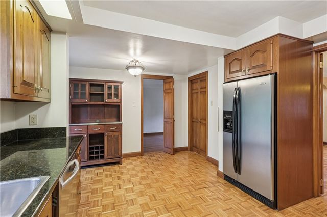 12 Holland Road, Churchill Boro, PA 15235