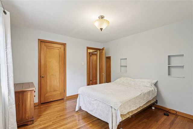 12 Holland Road, Churchill Boro, PA 15235