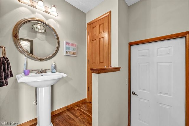 39550 Calann Drive, Elyria, OH 44035