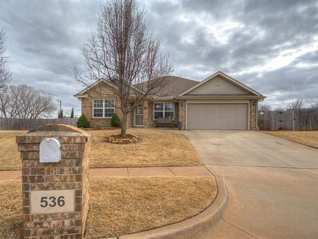 536 W Shadow Ridge Way, Mustang, OK 73064