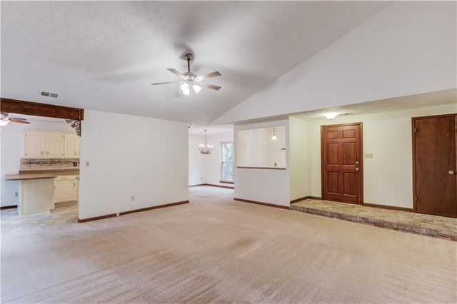 498 Candlewick Lane, Lilburn, GA 30047