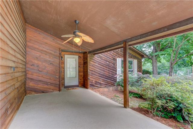 498 Candlewick Lane, Lilburn, GA 30047
