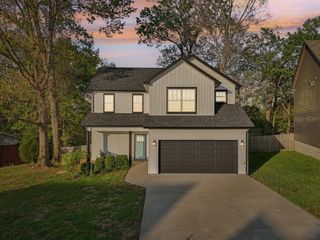 1083 Fuji Ln, Clarksville, TN 37040