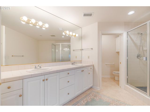 4884 Nw PROMENADE Ter 312 A, Portland, OR 97229