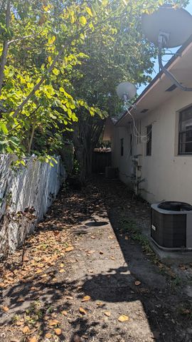 1944 Taft Street 2, Hollywood, FL 33020