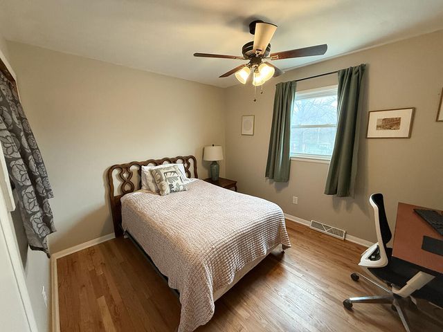 315 LOCH LN, Columbia, MO 65203