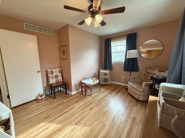 315 LOCH LN, Columbia, MO 65203