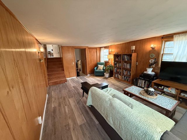 315 LOCH LN, Columbia, MO 65203