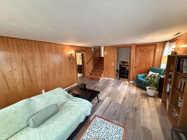 315 LOCH LN, Columbia, MO 65203