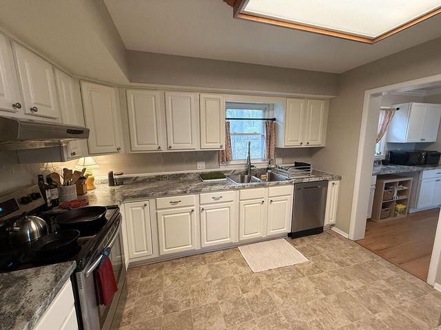 315 LOCH LN, Columbia, MO 65203