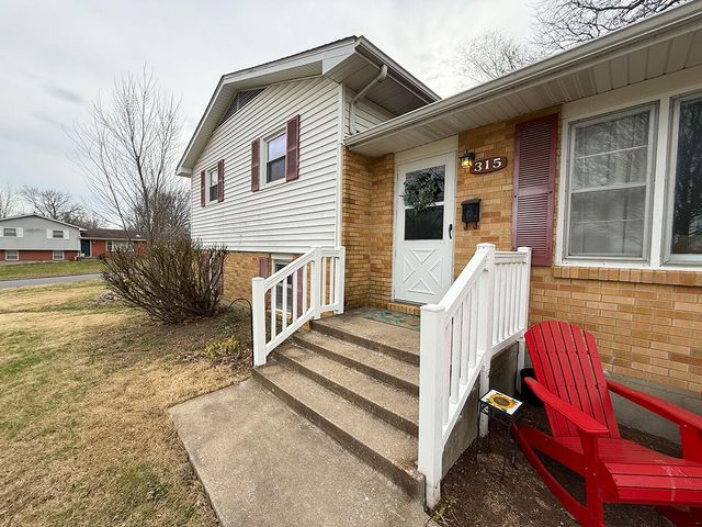 315 LOCH LN, Columbia, MO 65203