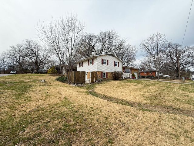 315 LOCH LN, Columbia, MO 65203