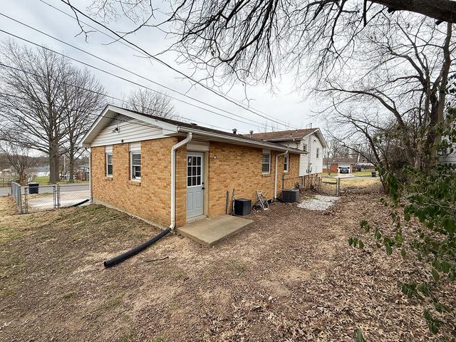 315 LOCH LN, Columbia, MO 65203