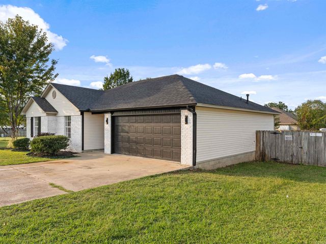 16 Reno Cv, Cabot, AR 72023