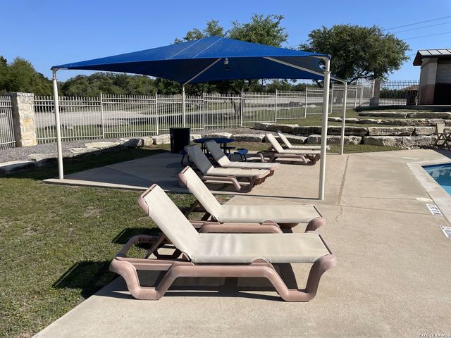 128 CONEFLOWER DR, Spring Branch, TX 78070