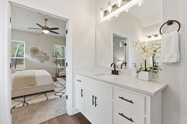 409 Fair Oaks DR, Georgetown, TX 78628