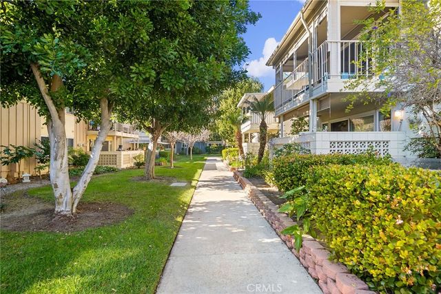 225 Avenida Majorca N, Laguna Woods, CA 92637
